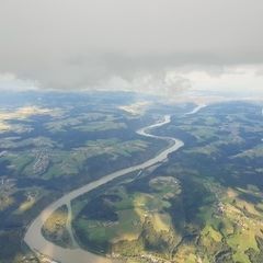 Flugwegposition um 16:02:22: Aufgenommen in der Nähe von Niederbayern, Deutschland in 2435 Meter
